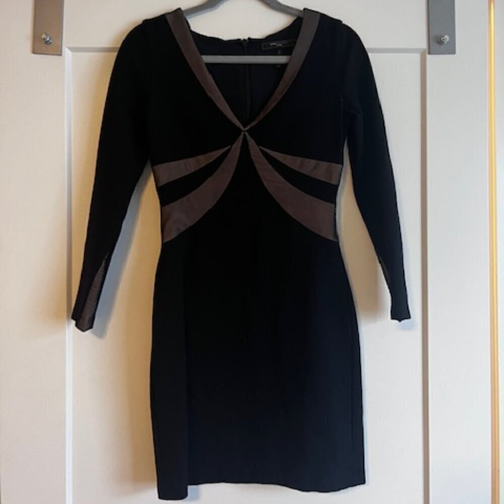 Y2K BCBG MaxAzria Long Sleeve V Neck Mid Length Bodycon size small